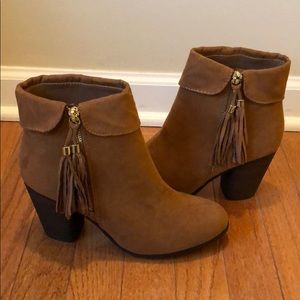 Brand new Lauren Conrad tassel Boots